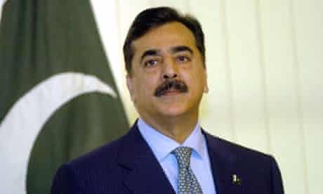 Gilani urges pilgrims to represent Pakistan with dignity in S Arabia