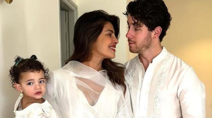 Nick Jonas dedicates a special post for 'amazing mom' Priyanka Chopra