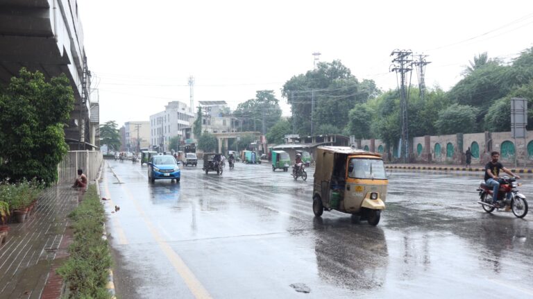 Peshawar, Khyber Pakhtunkhwa weather update; isolated rains expected