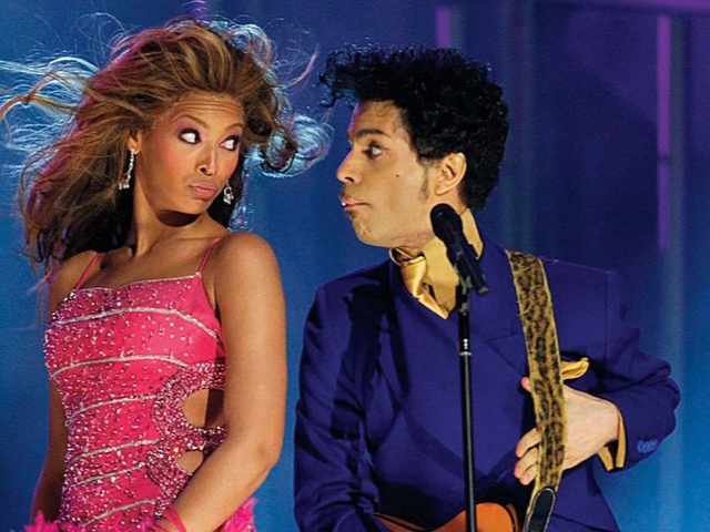 Beyoncé pays tribute to Prince on his birthday with iconic outfit