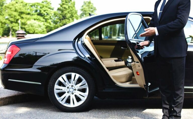 Black Car Services Bookinglane: Elite Travel Experience