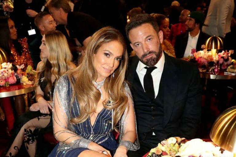 Has Ben Affleck relapsed amidst divorce rumours from Jennifer Lopez?