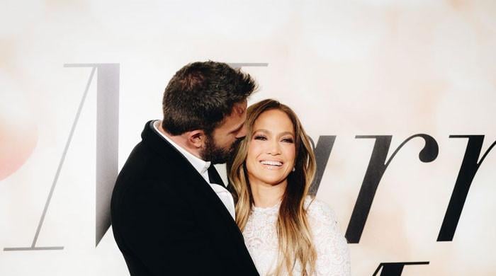 Jennifer Lopez honors Ben Affleck in tributary post amid marriage strain