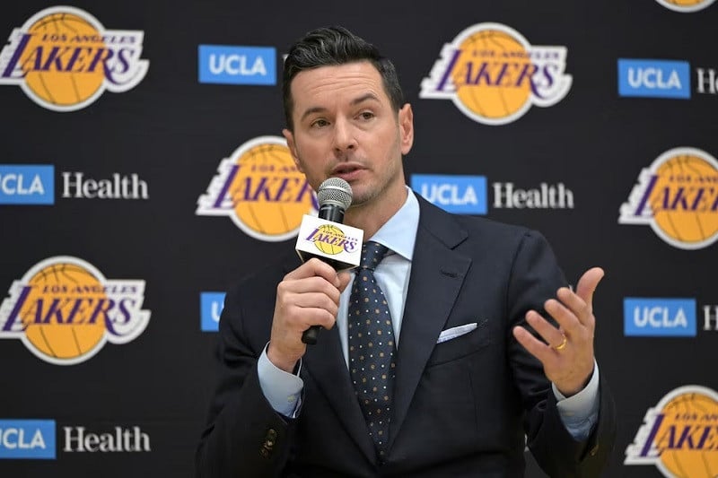 jj redick speaks to the media during an introductory news conference at the ucla health training center photo reuters