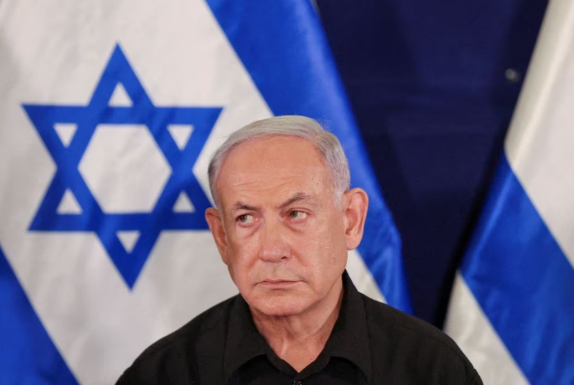 3 3 israeli prime minister benjamin netanyahu during a press conference with defense minister yoav gallant and cabinet minister benny gantz in the kirya military base in tel aviv israel 28 october 2023 abir sultan pool pool via reuters file photo acquire licensing rights