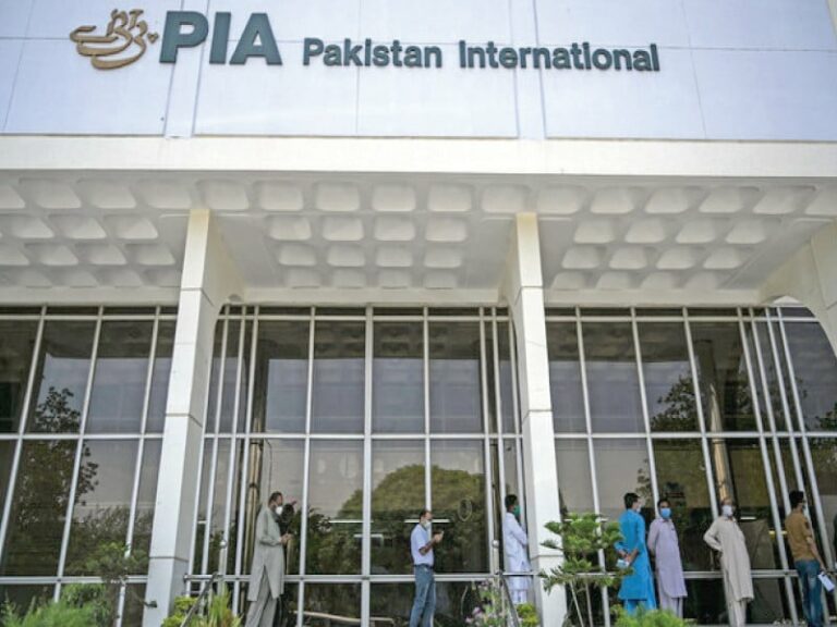 PIA pilots' pay and perks amount to staggering Rs430 million