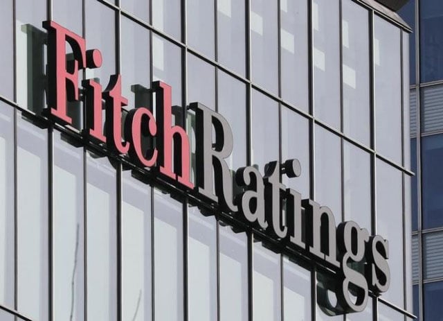 Pakistan budget to significantly reduce government debt, rating agency Fitch predicts