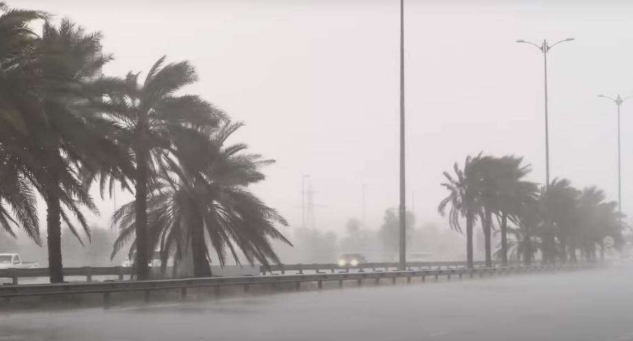 Temperature hits 49.9 °C in UAE: What forecast says about rains in Dubai, Abu Dhabi